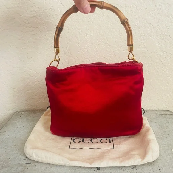 Gucci Red Satin Bamboo Crossbody Bag - Picture 2 of 15